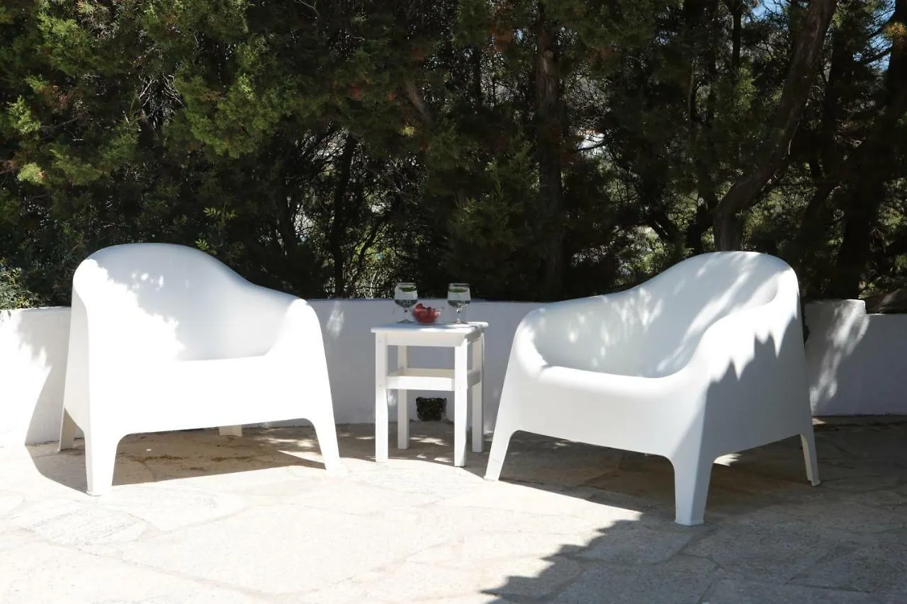 Sul Mare Sardegna Villa Mercedes Villasimius 0*,  Italy
